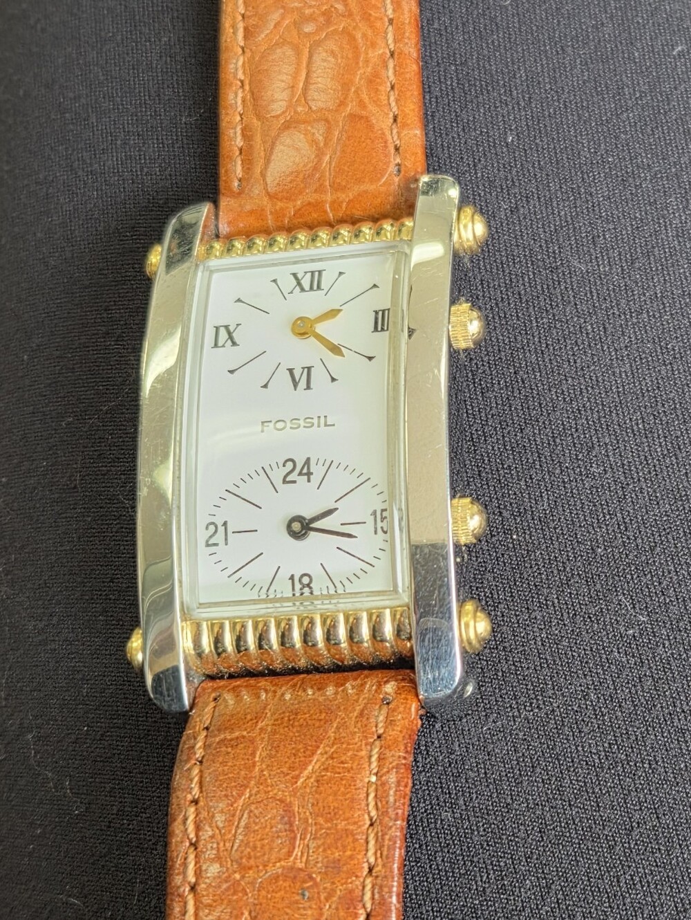 Fossil Watch - Picture 4 of 5